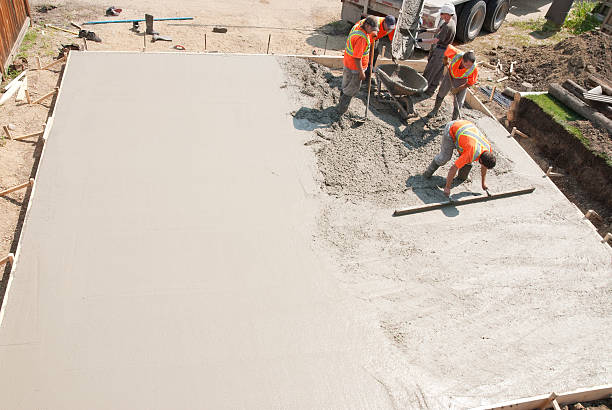  Hollandale, MS Concrete contractor Pros